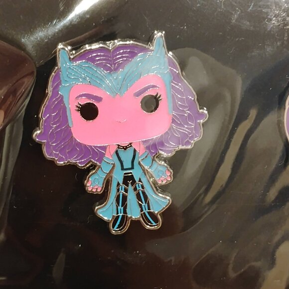 MARVEL X FUNKO 4 Enamel Pin GIFT SET #stockingstuffer - Picture 5 of 6